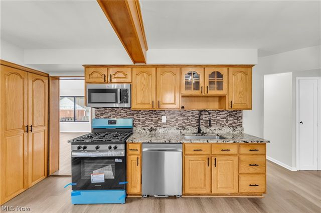 13307 Grannis Road, Garfield Heights, OH 44125