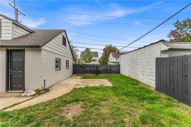 13307 Grannis Road, Garfield Heights, OH 44125