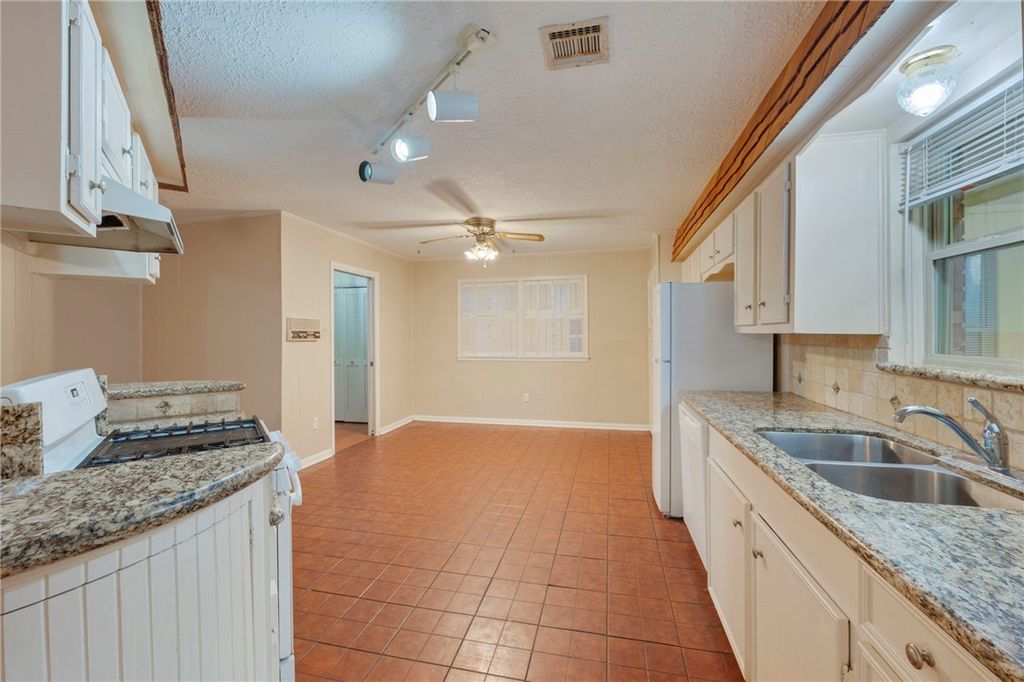 2606 Melba Circle, Bryan, TX 77802 — photo 5