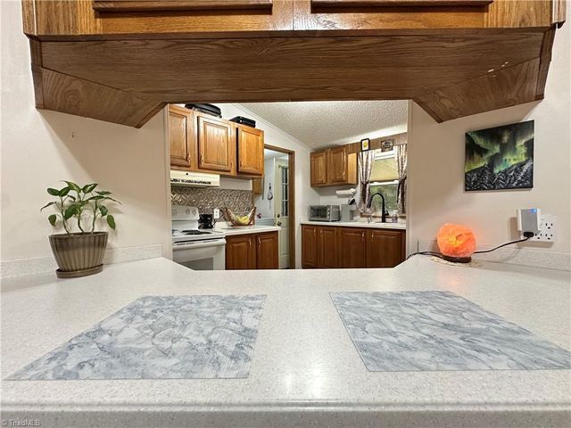 1727 Surry Avenue, Mount Airy, NC 27030