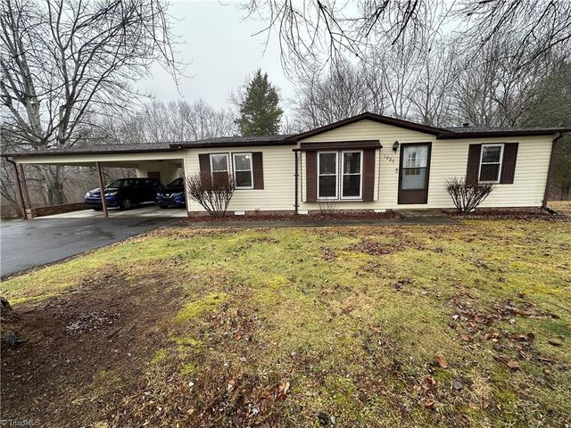 1727 Surry Avenue, Mount Airy, NC 27030