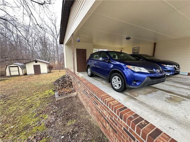 1727 Surry Avenue, Mount Airy, NC 27030