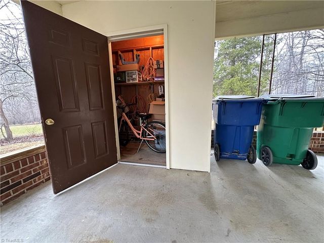 1727 Surry Avenue, Mount Airy, NC 27030