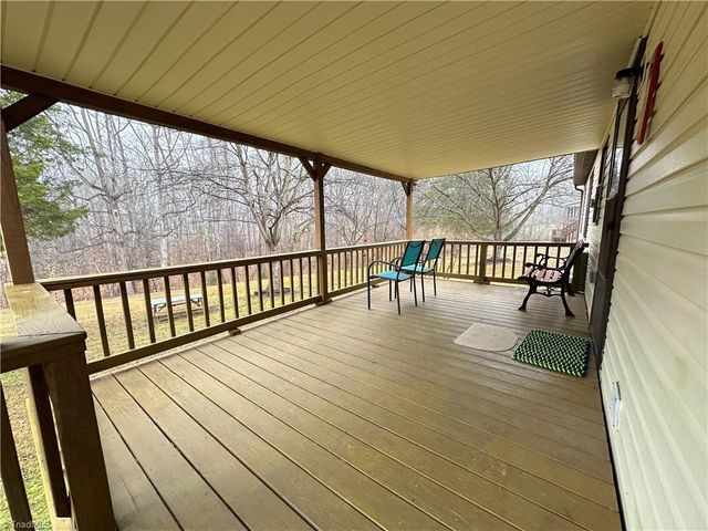 1727 Surry Avenue, Mount Airy, NC 27030