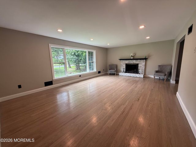 4 Blue Hills Drive, Holmdel, NJ 07733