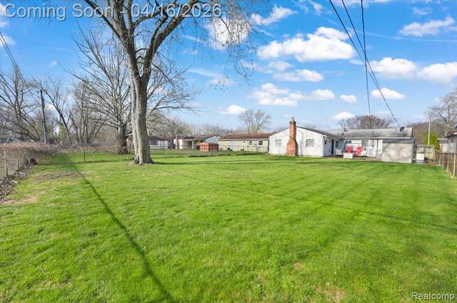 15423 Taft Street, Romulus, MI 48174