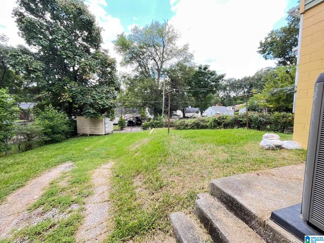 1617 BUSH BOULEVARD W, Birmingham, AL 35208