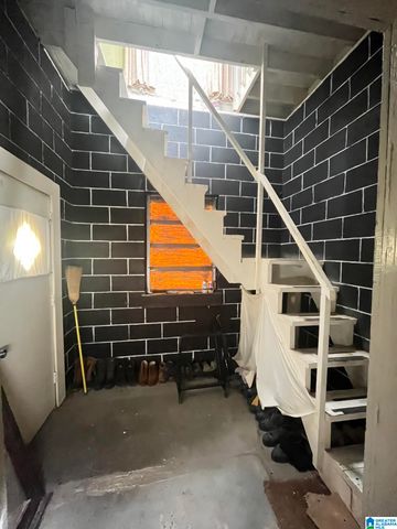 1617 BUSH BOULEVARD W, Birmingham, AL 35208