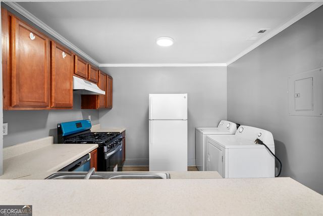 2950 Semmes Street, East Point, GA 30344