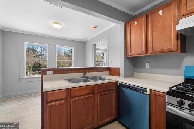 2950 Semmes Street, East Point, GA 30344