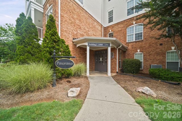 14957 Santa Lucia Drive, Charlotte, NC 28277