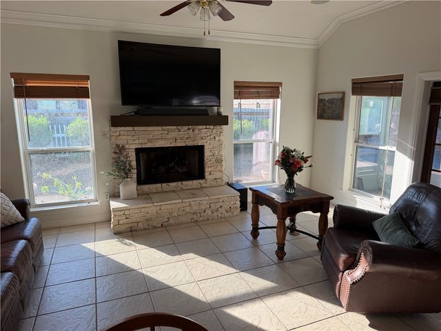 15815 Vincent Dr, Corpus Christi, TX 78418