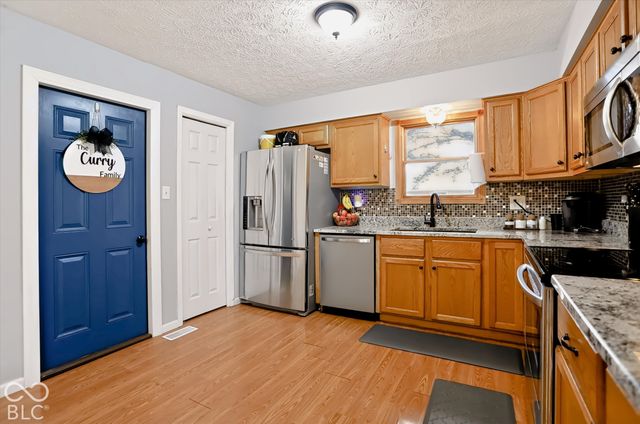 6925 Crown Drive, Brownsburg, IN 46112