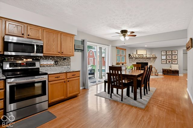 6925 Crown Drive, Brownsburg, IN 46112