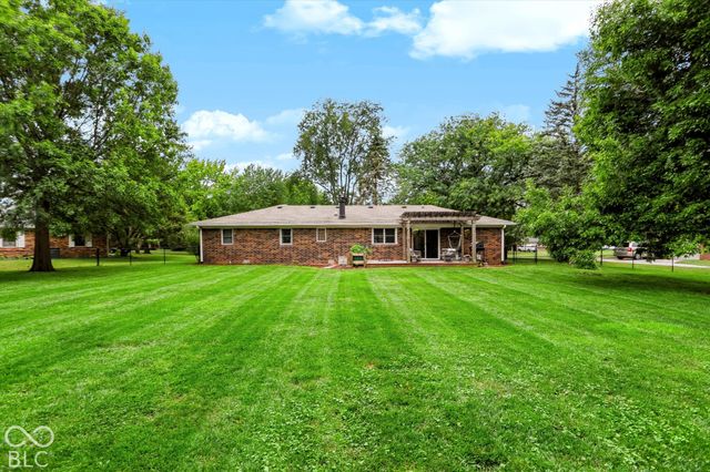 6925 Crown Drive, Brownsburg, IN 46112