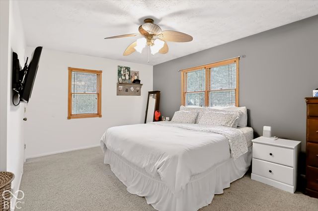 6925 Crown Drive, Brownsburg, IN 46112