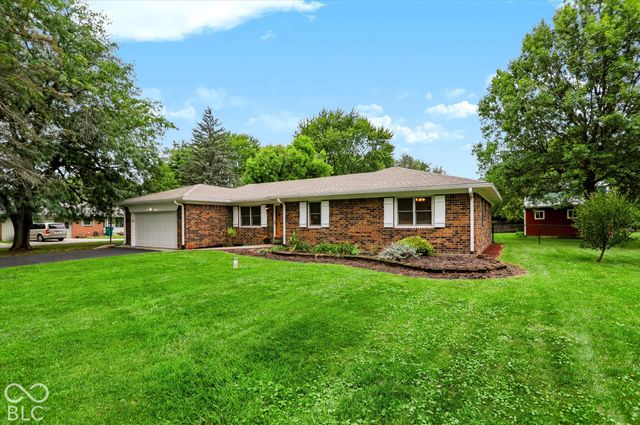 6925 Crown Drive, Brownsburg, IN 46112