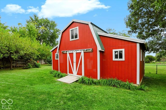 6925 Crown Drive, Brownsburg, IN 46112