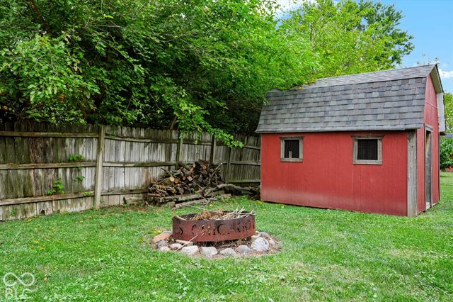 6925 Crown Drive, Brownsburg, IN 46112
