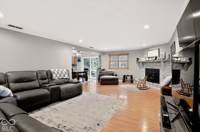 6925 Crown Drive, Brownsburg, IN 46112