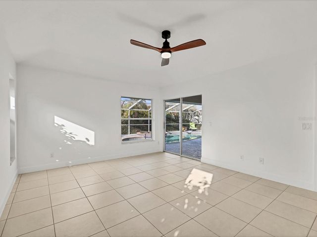 5125 WEDGE COURT E, Bradenton, FL 34203