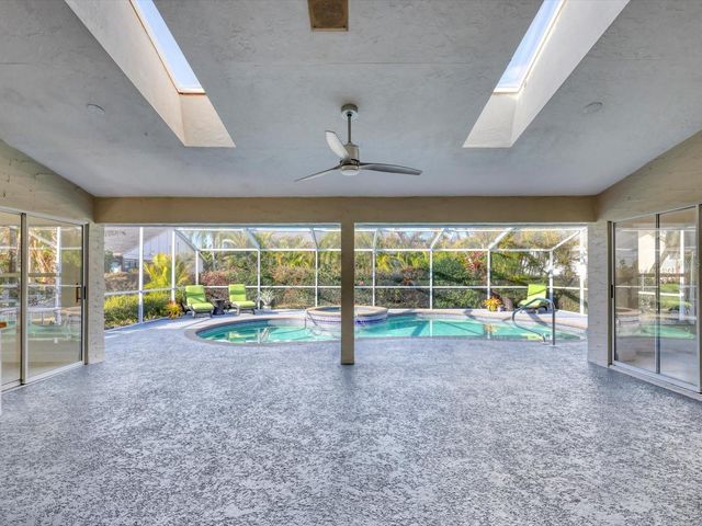 5125 WEDGE COURT E, Bradenton, FL 34203