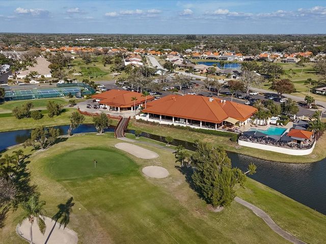 5125 WEDGE COURT E, Bradenton, FL 34203