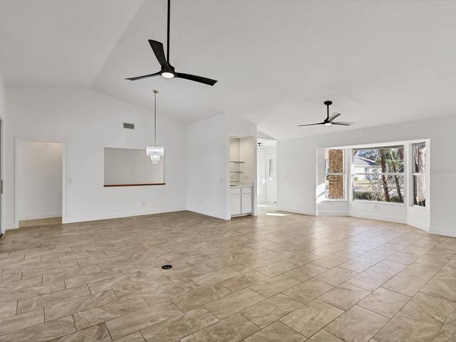 5125 WEDGE COURT E, Bradenton, FL 34203