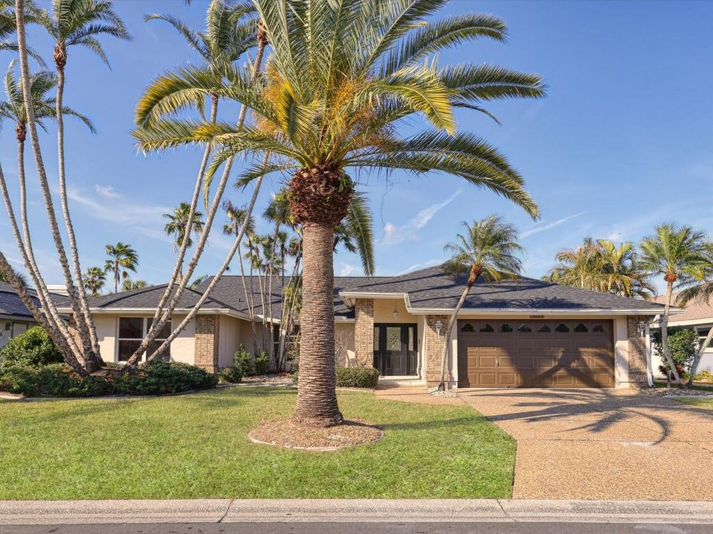 5125 WEDGE COURT E, Bradenton, FL 34203