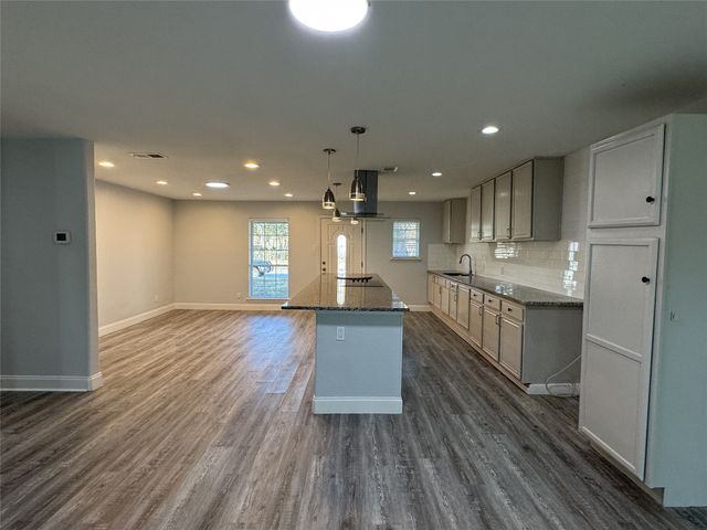 208 N Bowser Road, Richardson, TX 75081