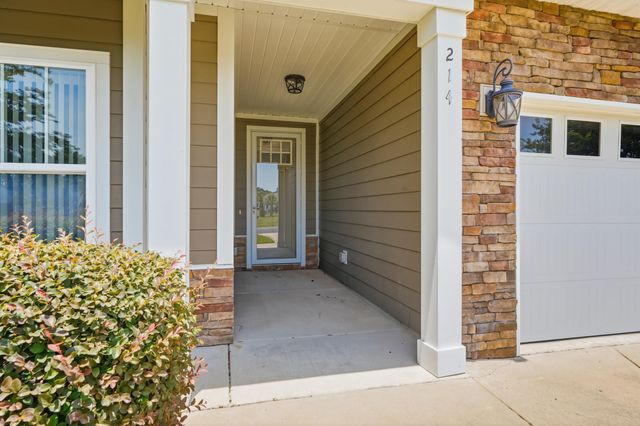 214 Swallowtail Ct., Little River, SC 29566