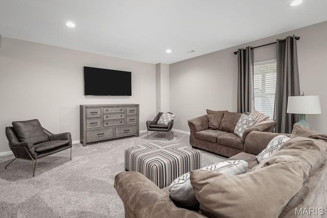 508 Old Moray Place, St Charles, MO 63301