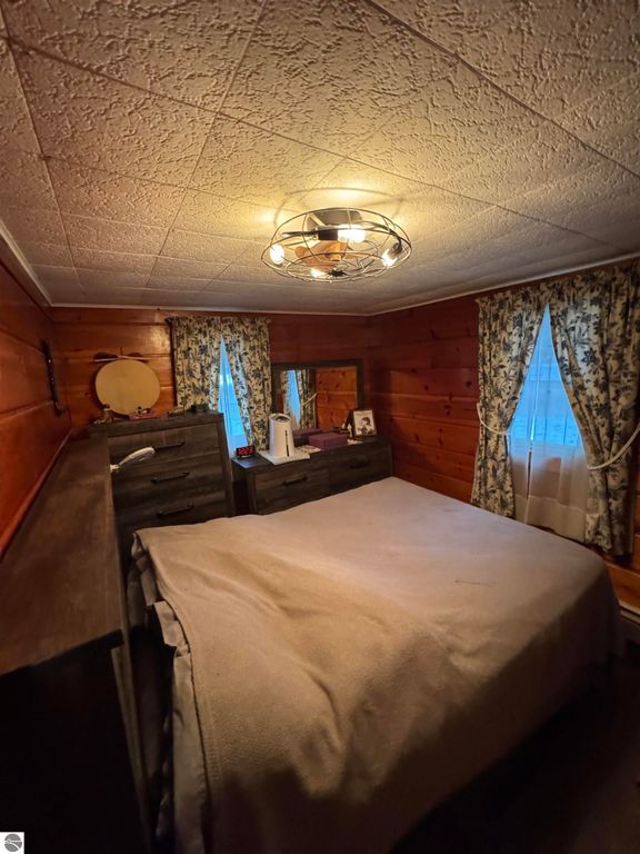 Image 14 of property listing at 5347 Oak Drive, Alger, MI 48610