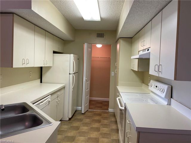 13621 Eagle Ridge DR 1527, Fort Myers, FL 33912