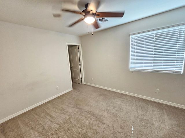 2212 W Betty Elyse Lane, Phoenix, AZ 85023