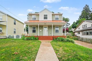 2123 Lakeshore Drive, Muskegon, MI 49441