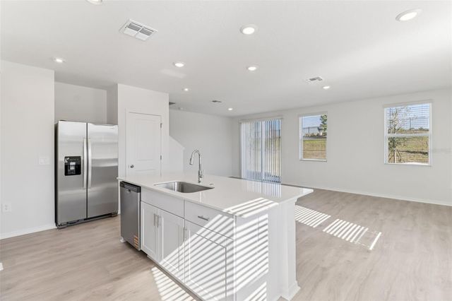 721 SPARTINA WAY, Lady Lake, FL 32159