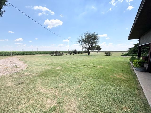 1810 FM788, Plainview, TX 79072