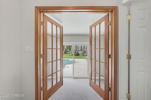 49 Hampton Drive, Freehold, NJ 07728