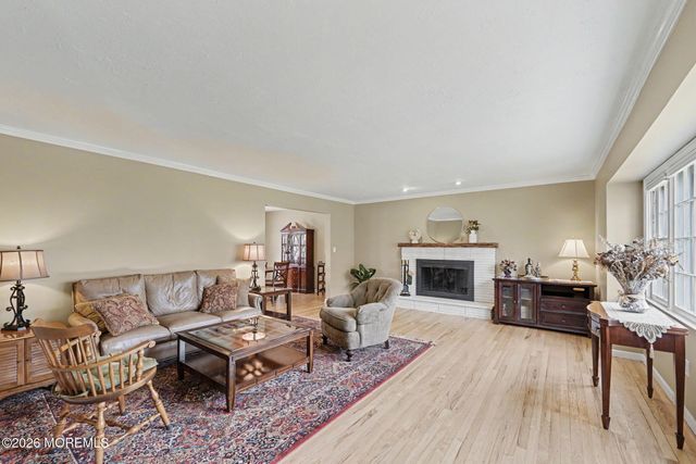 49 Hampton Drive, Freehold, NJ 07728