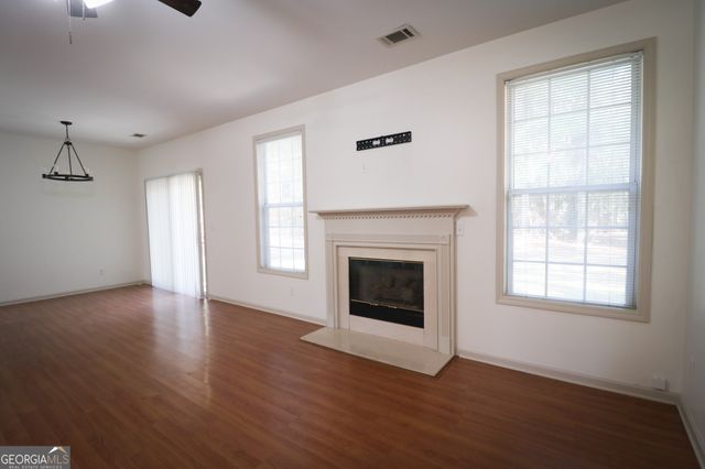 25 Chemin Place, Sharpsburg, GA 30277