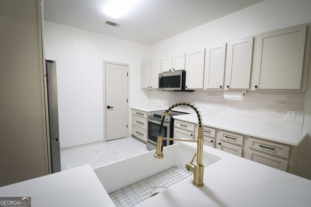 25 Chemin Place, Sharpsburg, GA 30277