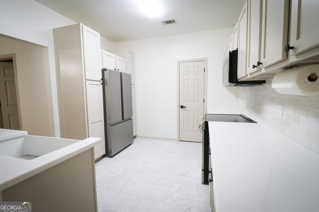 25 Chemin Place, Sharpsburg, GA 30277