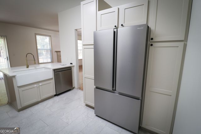 25 Chemin Place, Sharpsburg, GA 30277