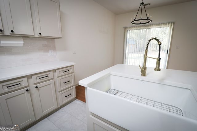 25 Chemin Place, Sharpsburg, GA 30277