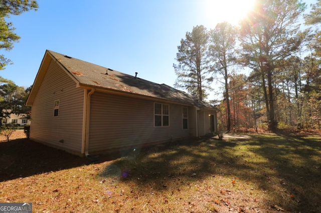 25 Chemin Place, Sharpsburg, GA 30277