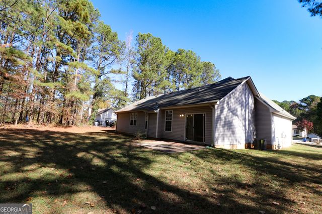 25 Chemin Place, Sharpsburg, GA 30277