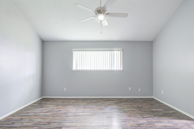 10007 Rustic Gate Road, La Porte, TX 77571