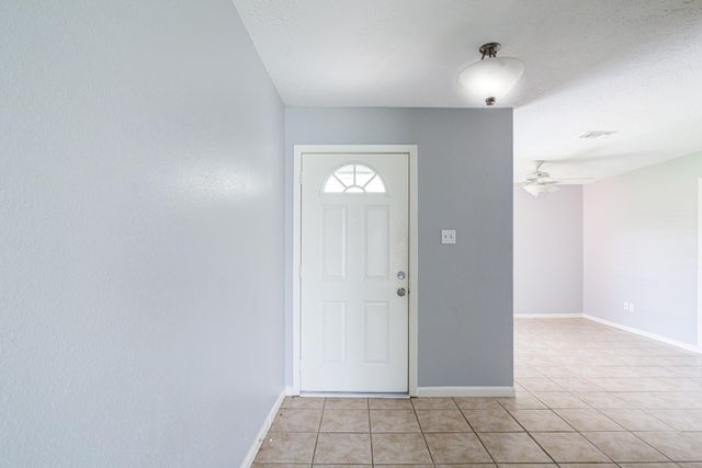 10007 Rustic Gate Road, La Porte, TX 77571