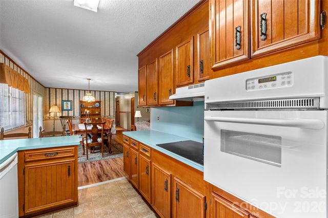 132 Polly Drive, Statesville, NC 28625